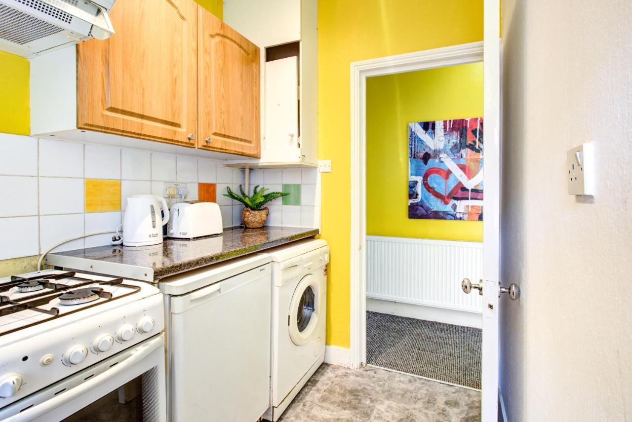 Oxford Street - Mayfair, Budget * Londra